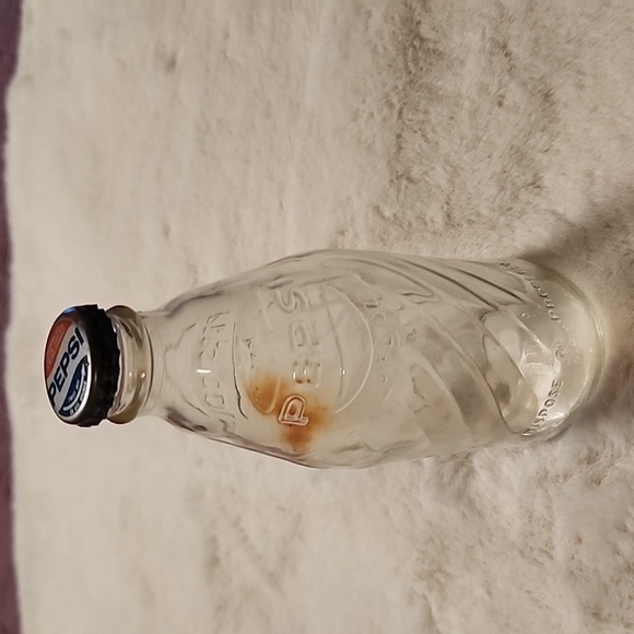 PEPSI-COLA 10FL. OZ BOTTLE - Picture 4 of 5